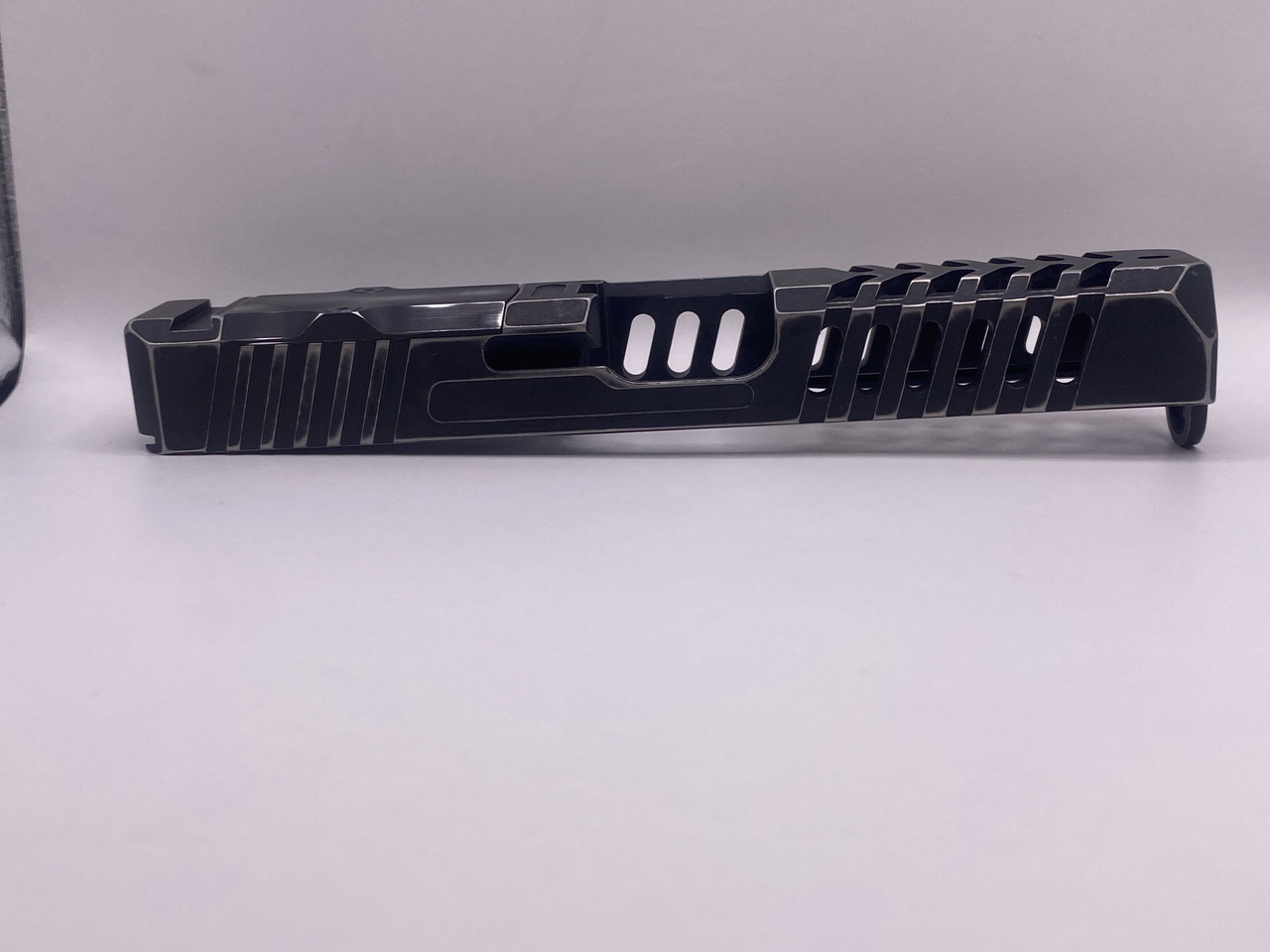 sm19 leonidas spaceworn stripped slide